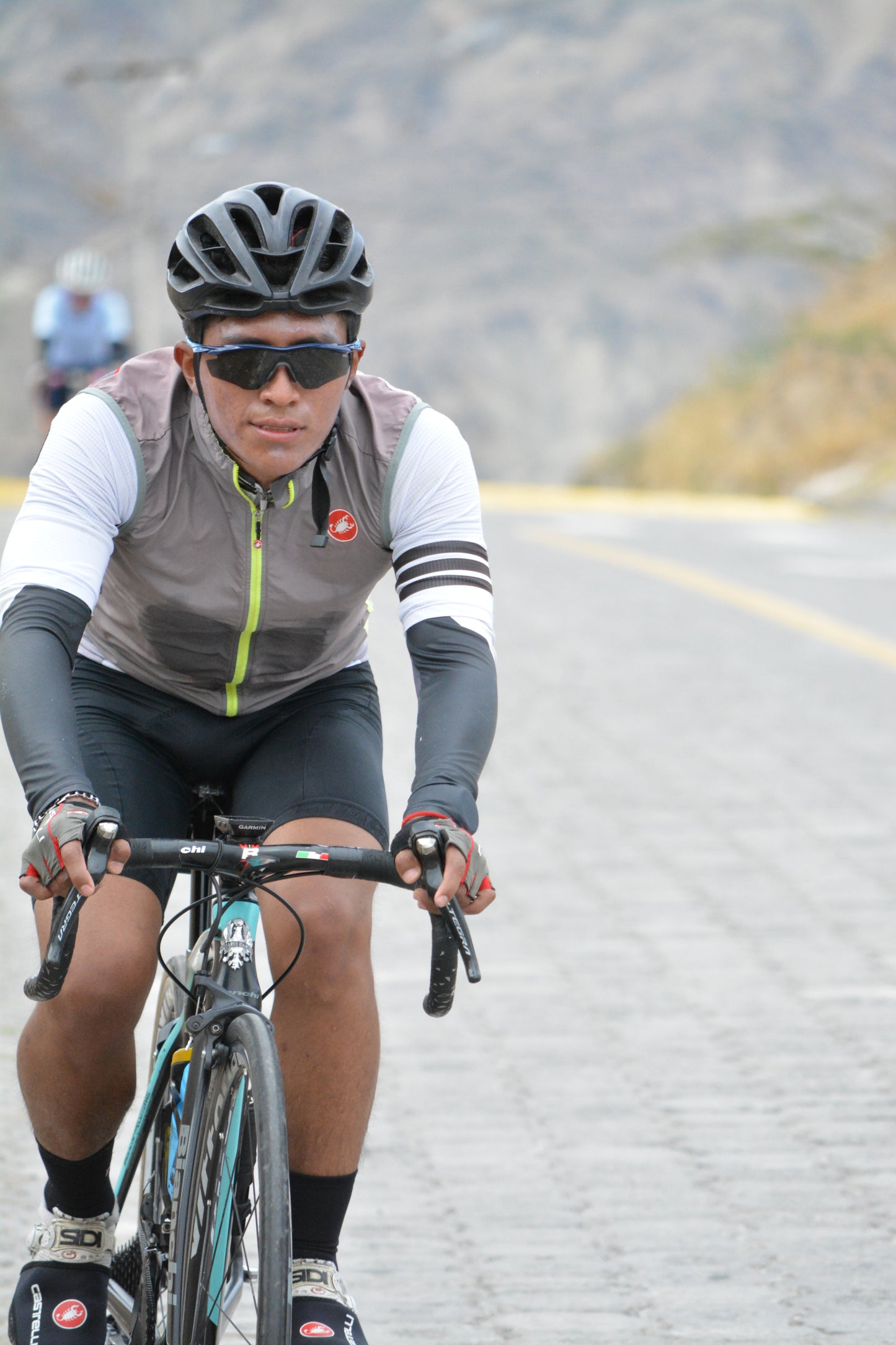 MAGENE SOCIAL ROAD CAP 3 -LEÑA