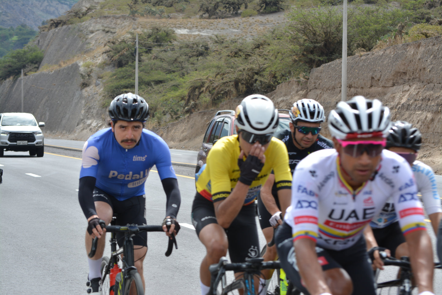MAGENE SOCIAL ROAD CAP 3 -LEÑA