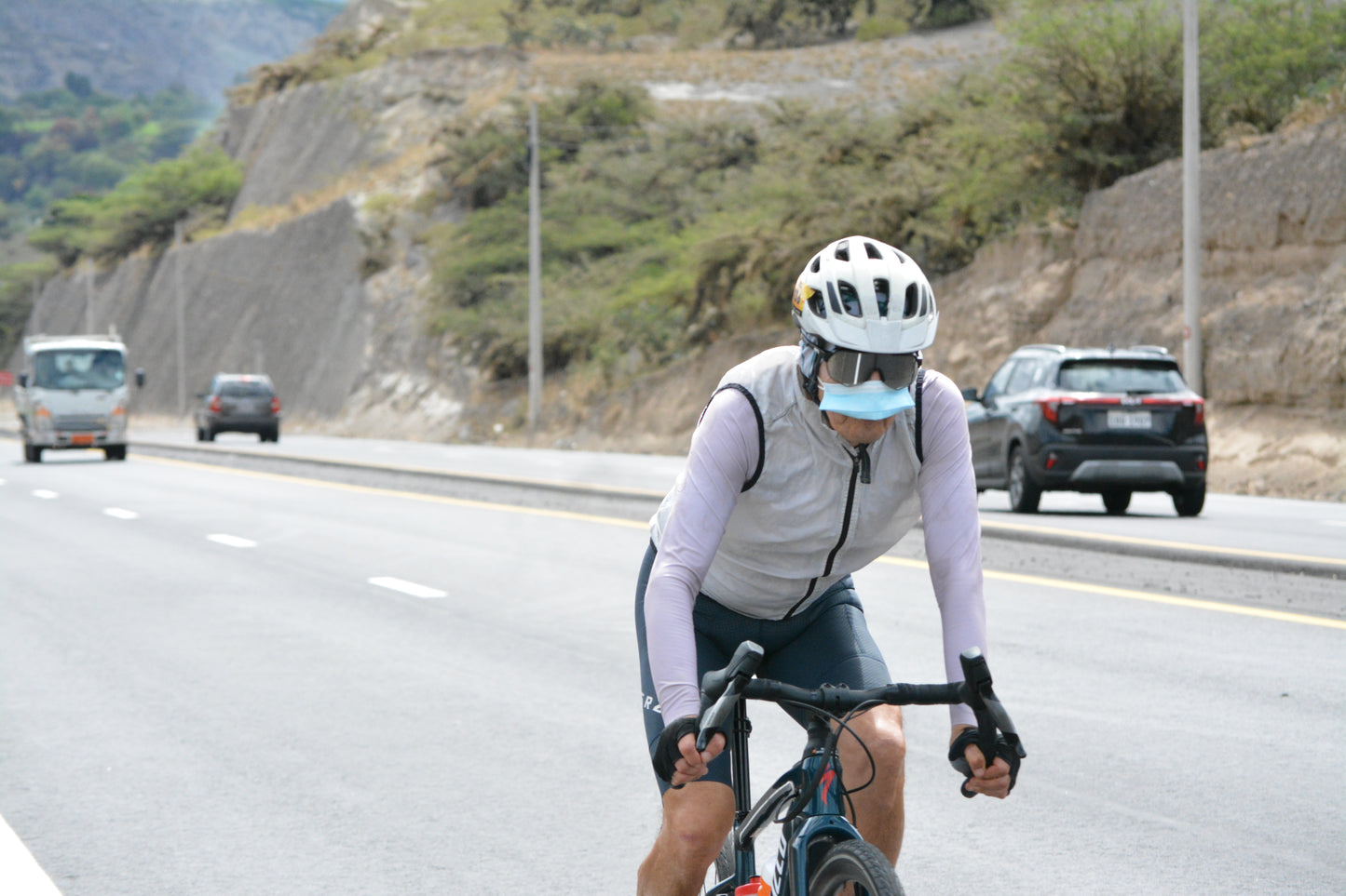 MAGENE SOCIAL ROAD CAP 3 -LEÑA