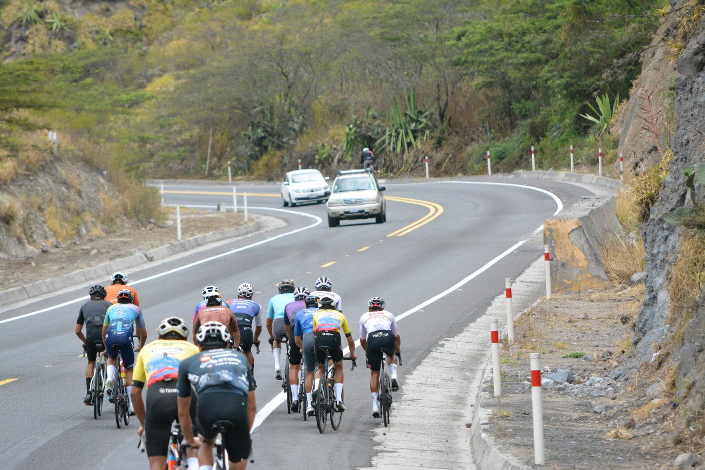 MAGENE SOCIAL ROAD CAP 3 -LEÑA