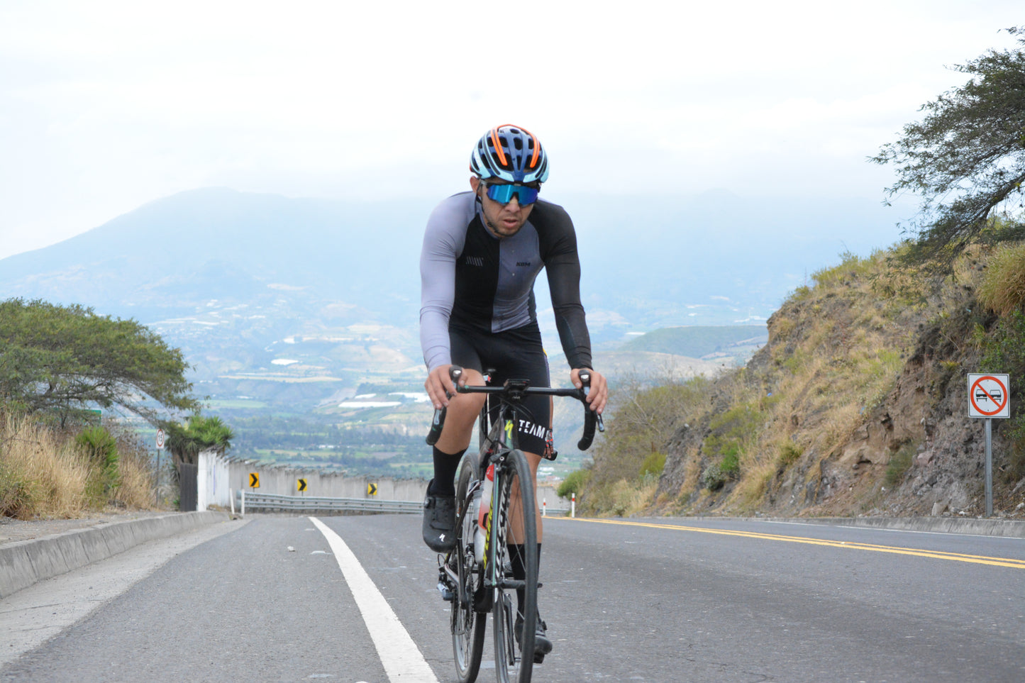 MAGENE SOCIAL ROAD CAP 3 -LEÑA